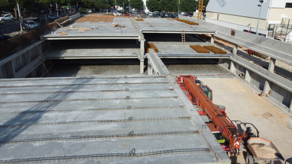PARKING thumbnail 3